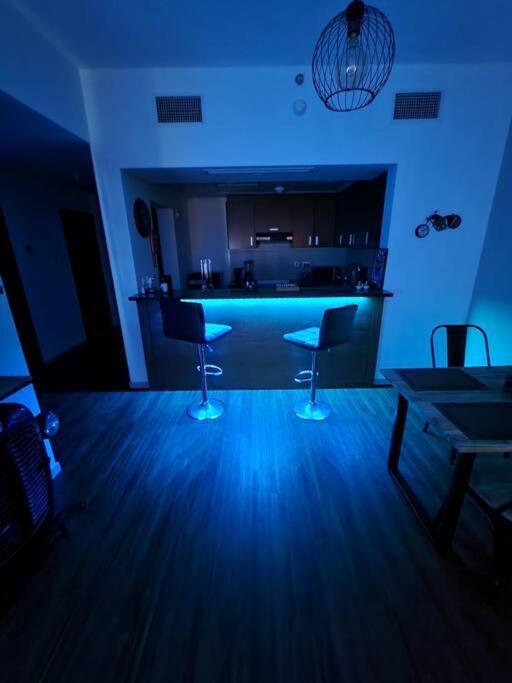 Cozy 1Br In Iconic Tower Lejlighed Abu Dhabi Eksteriør billede